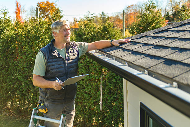 Professional Roofing technician working in Blackville, SC